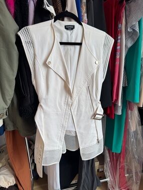 Bebe White Sleeveless Moto Vest Jacket SMALL